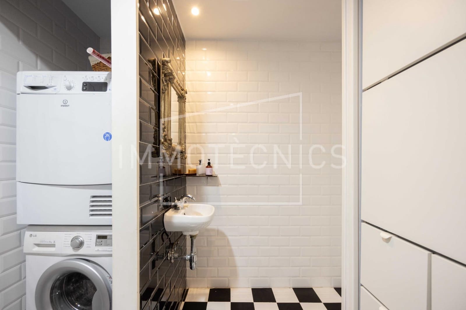 5 bedroom Villa for sale in La Garriga with garage - € 675,000 (Ref: 9602748)