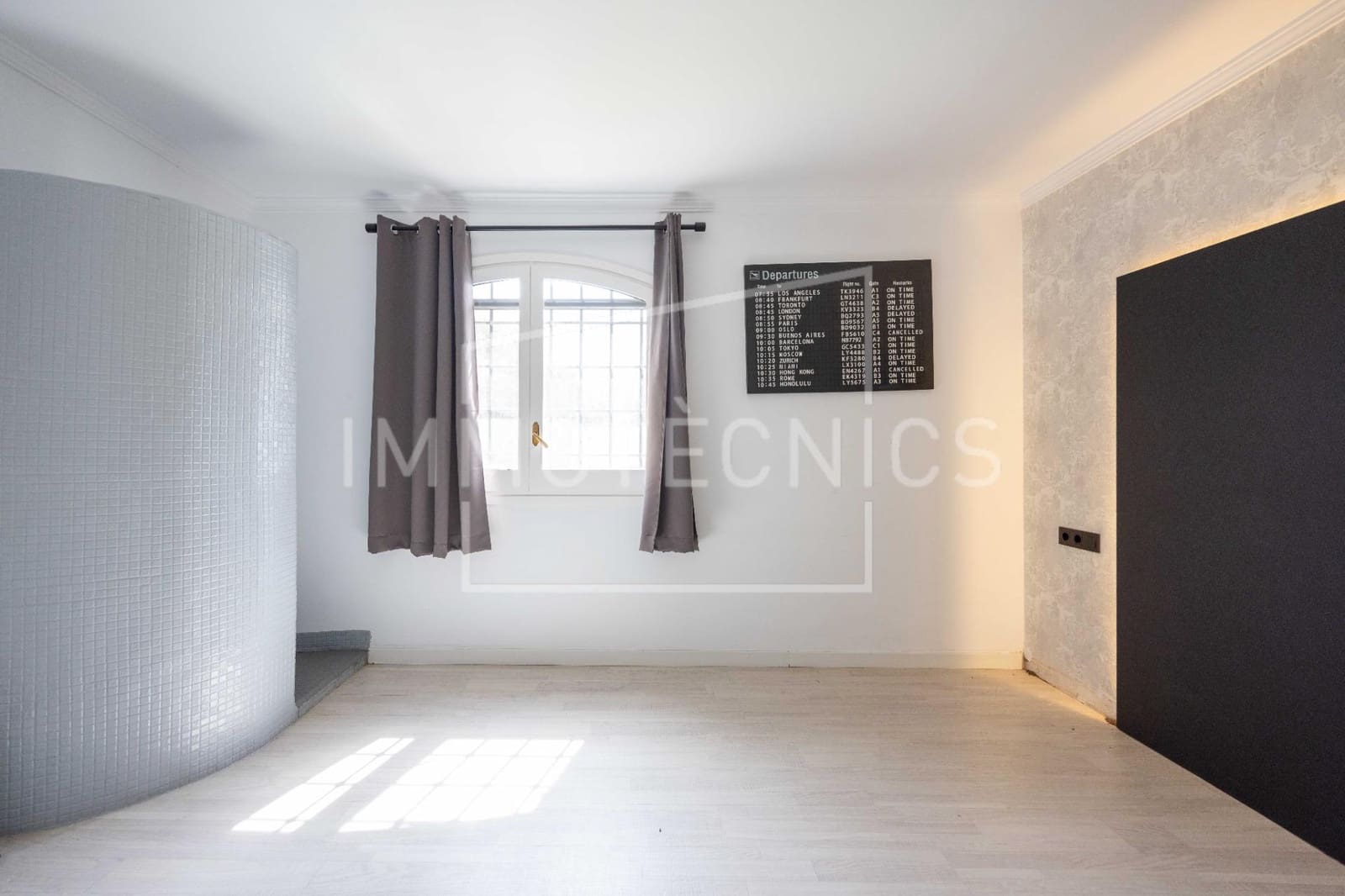 5 bedroom Villa for sale in La Garriga with garage - € 675,000 (Ref: 9602748)