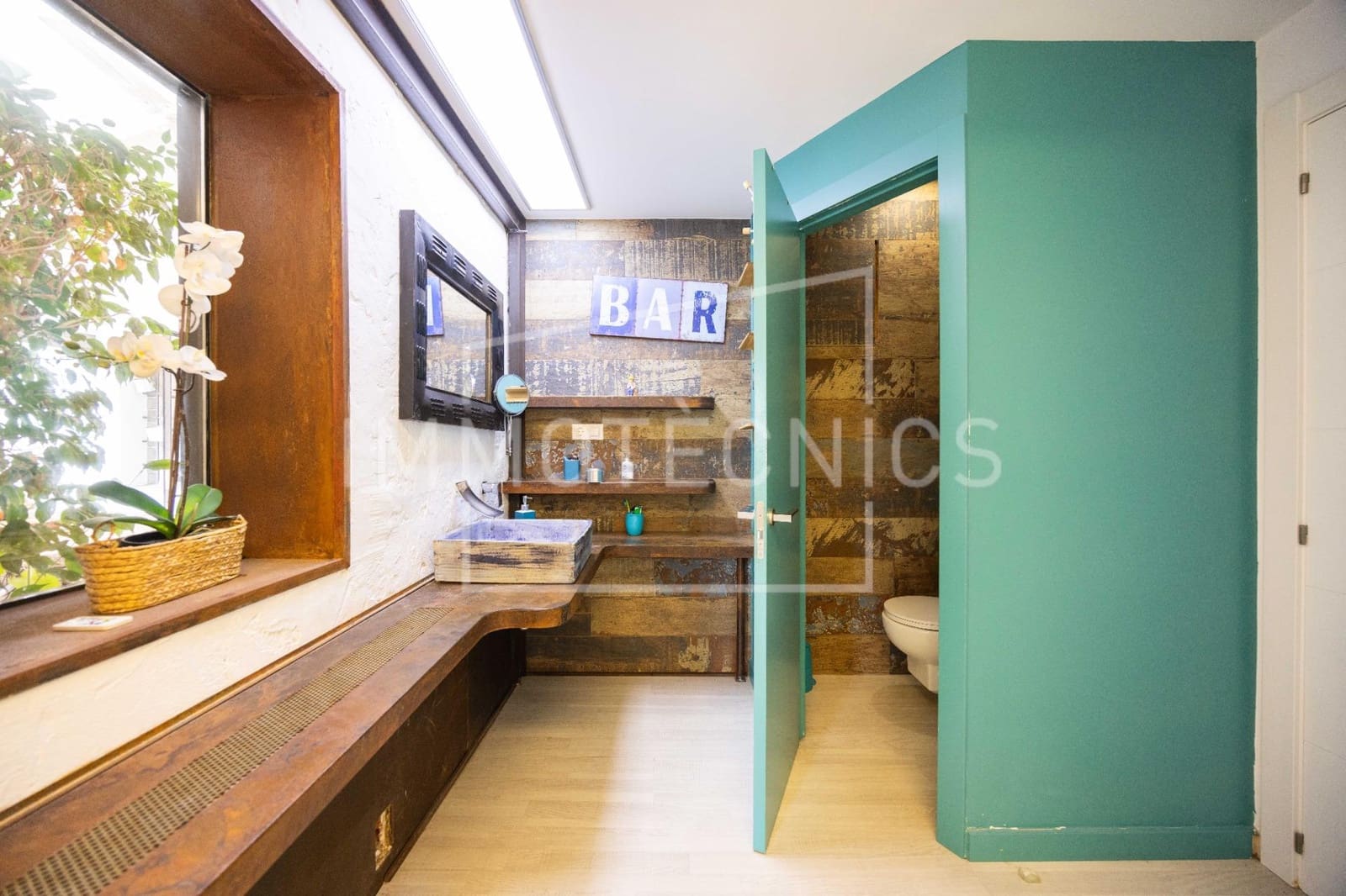 5 bedroom Villa for sale in La Garriga with garage - € 675,000 (Ref: 9602748)