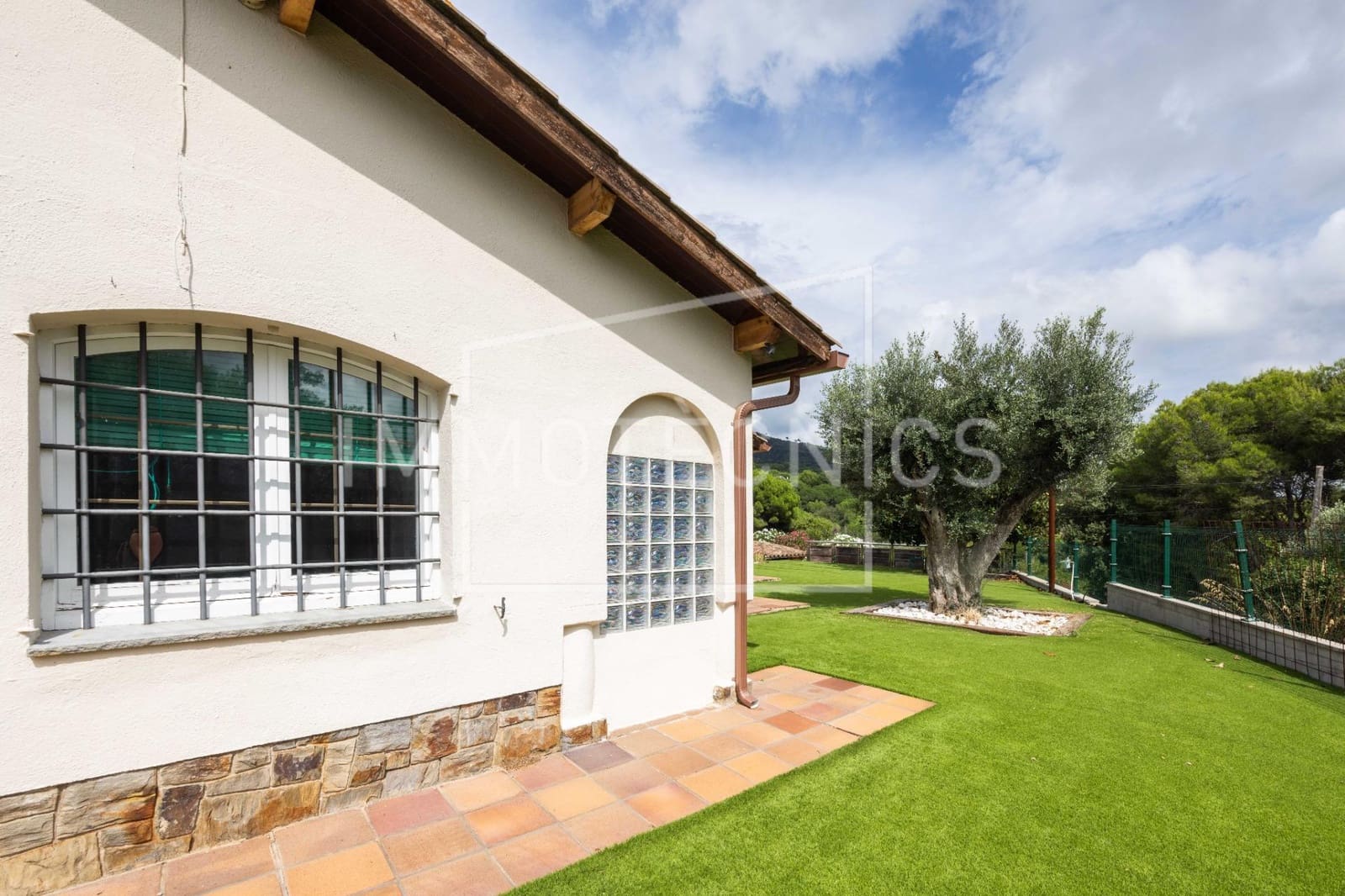 5 bedroom Villa for sale in La Garriga with garage - € 675,000 (Ref: 9602748)