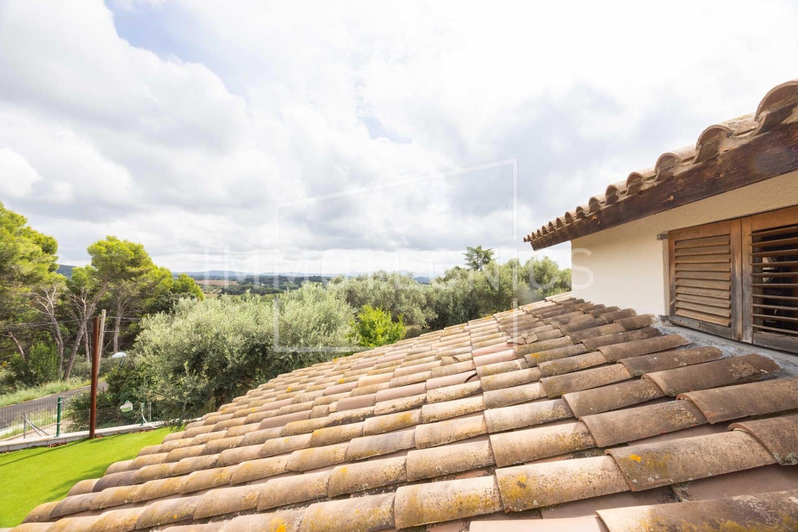 5 bedroom Villa for sale in La Garriga with garage - € 675,000 (Ref: 9602748)