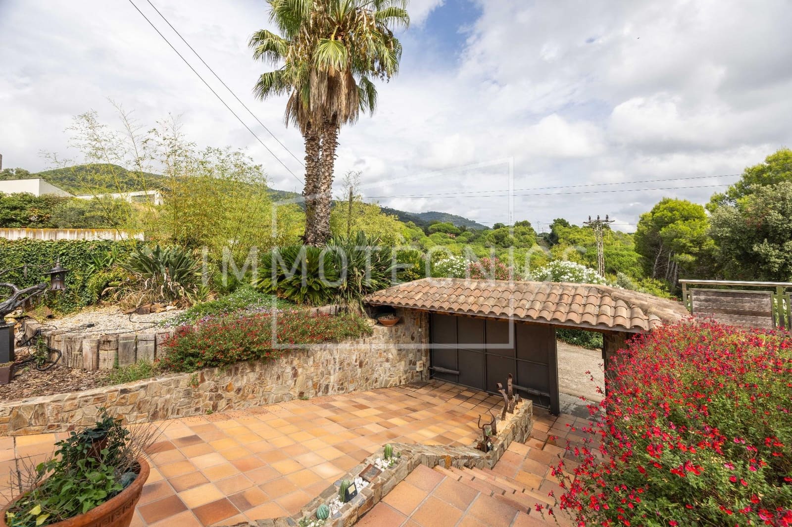 5 bedroom Villa for sale in La Garriga with garage - € 675,000 (Ref: 9602748)