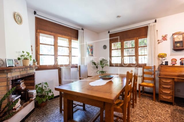 6 slaapkamer Finca/Landhuis te koop in Argentona met garage - € 710.000 (Ref: 9602750)