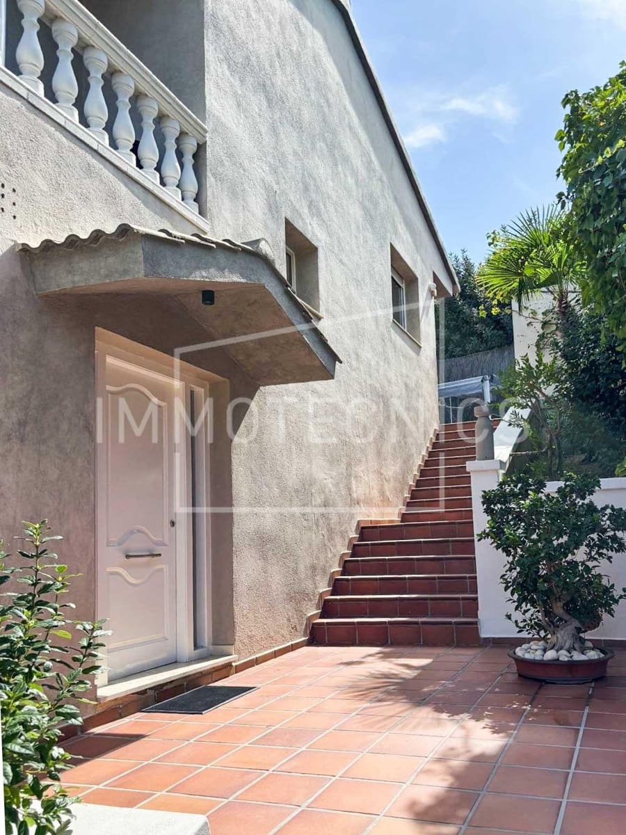 4 bedroom Villa for sale in Calella with pool garage - € 659,000 (Ref: 9602751)