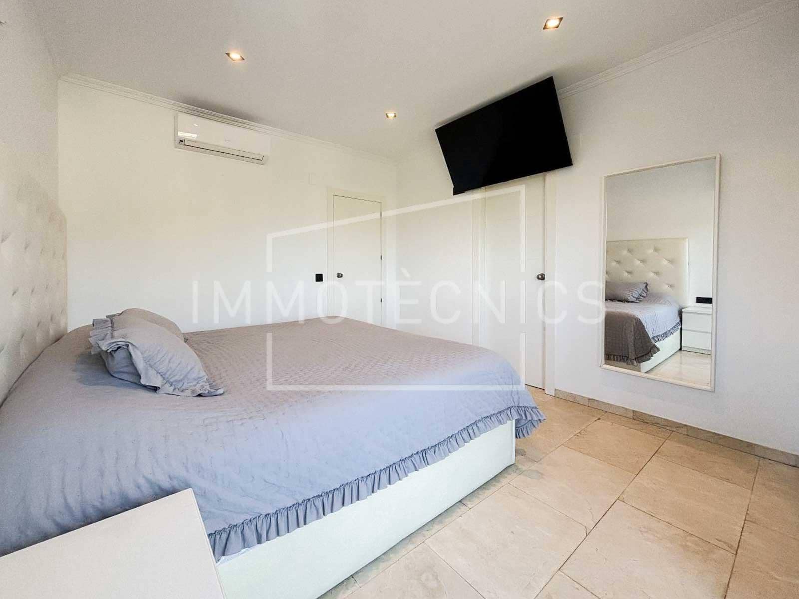 4 bedroom Villa for sale in Calella with pool garage - € 659,000 (Ref: 9602751)