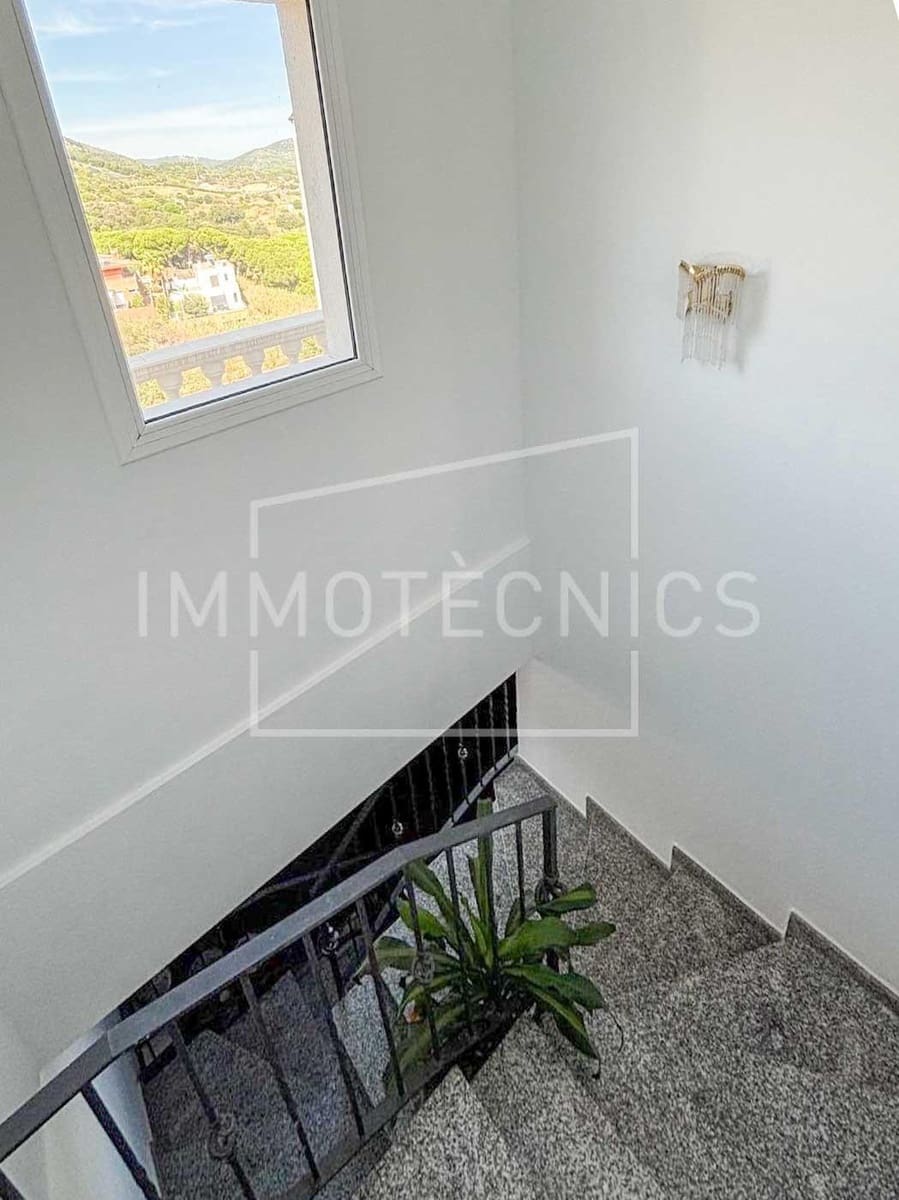 4 camera da letto Villa in vendita in Calella con piscina garage - 659.000 € (Rif: 9602751)