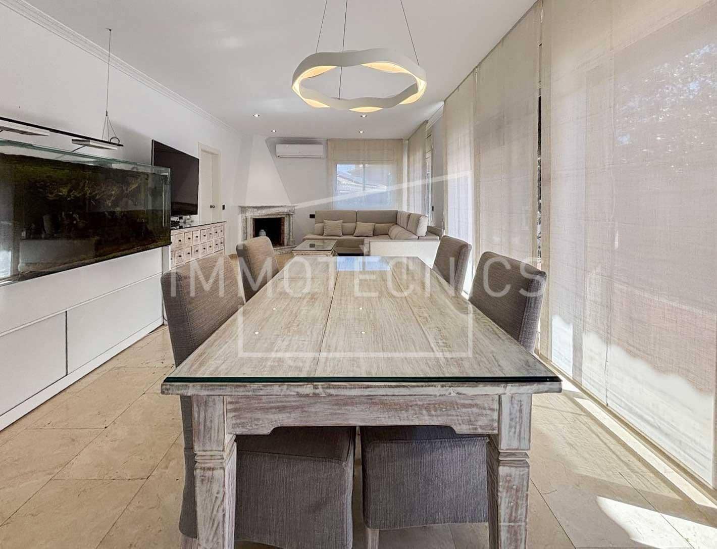 4 camera da letto Villa in vendita in Calella con piscina garage - 659.000 € (Rif: 9602751)