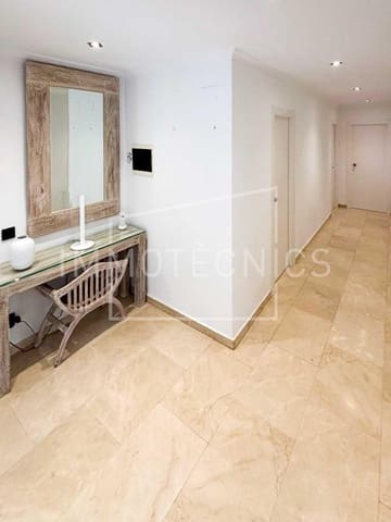 4 quarto Moradia para venda em Calella com piscina garagem - 615 000 € (Ref: 9602751)
