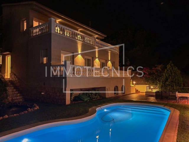 4 quarto Moradia para venda em Calella com piscina garagem - 615 000 € (Ref: 9602751)