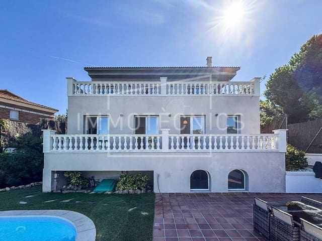 4 quarto Moradia para venda em Calella com piscina garagem - 615 000 € (Ref: 9602751)