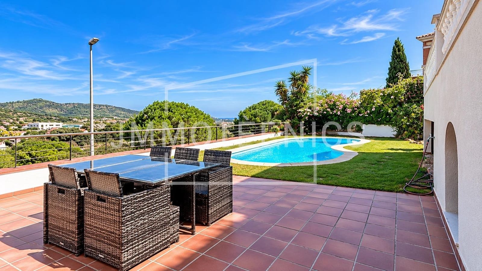 4 soverom Villa til salgs i Calella med svømmebasseng garasje - € 615 000 (Ref: 9602751)
