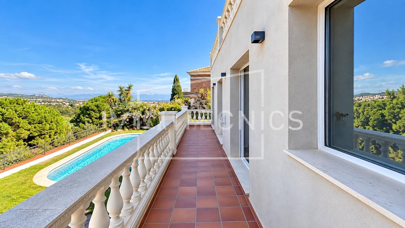 4 soverom Villa til salgs i Calella med svømmebasseng garasje - € 615 000 (Ref: 9602751)