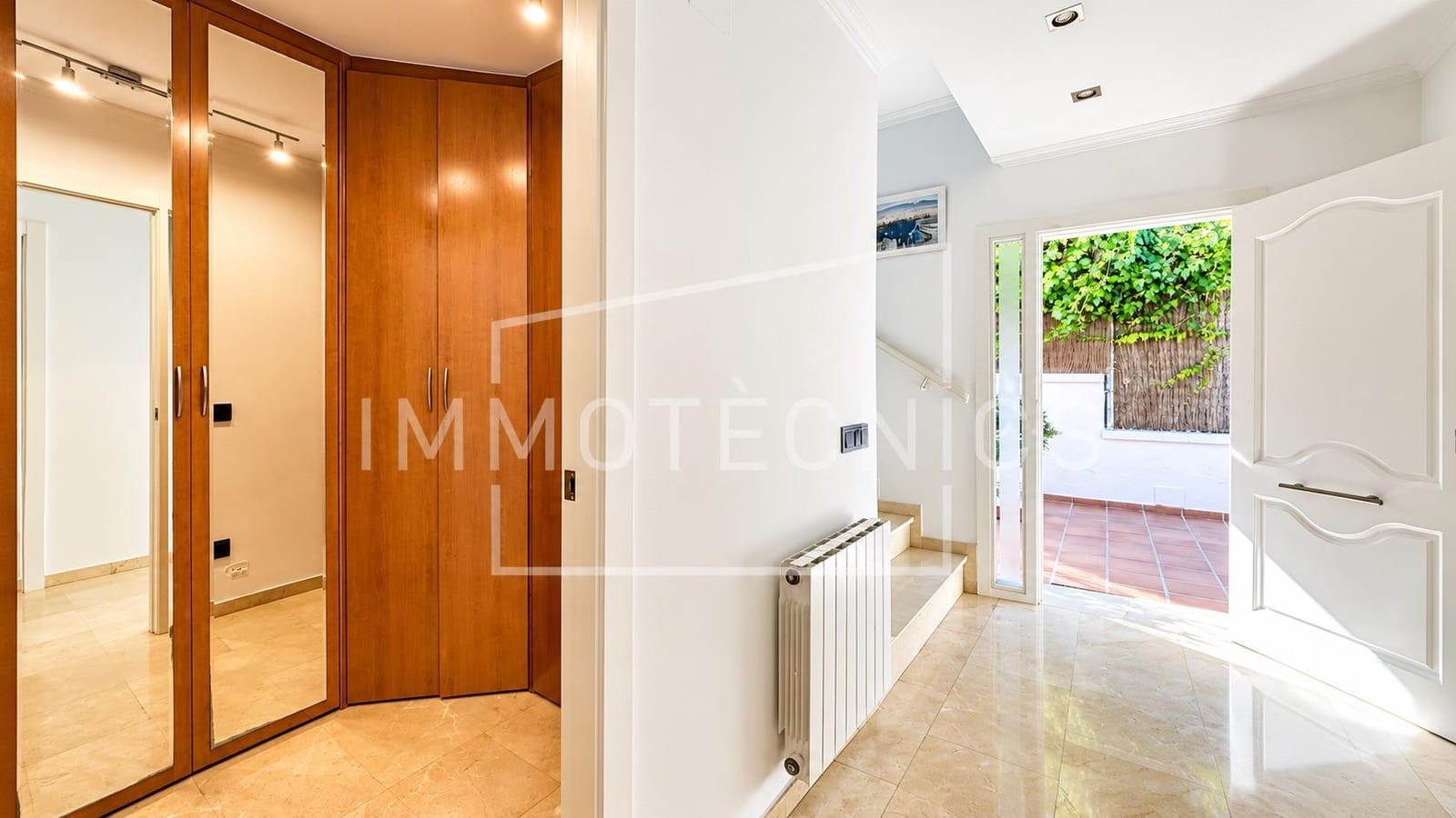 4 soverom Villa til salgs i Calella med svømmebasseng garasje - € 615 000 (Ref: 9602751)