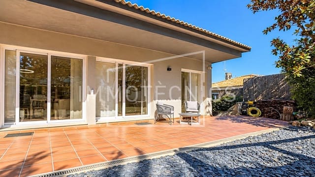 4 sovrum Villa till salu i Calella med pool garage - 615 000 € (Ref: 9602751)