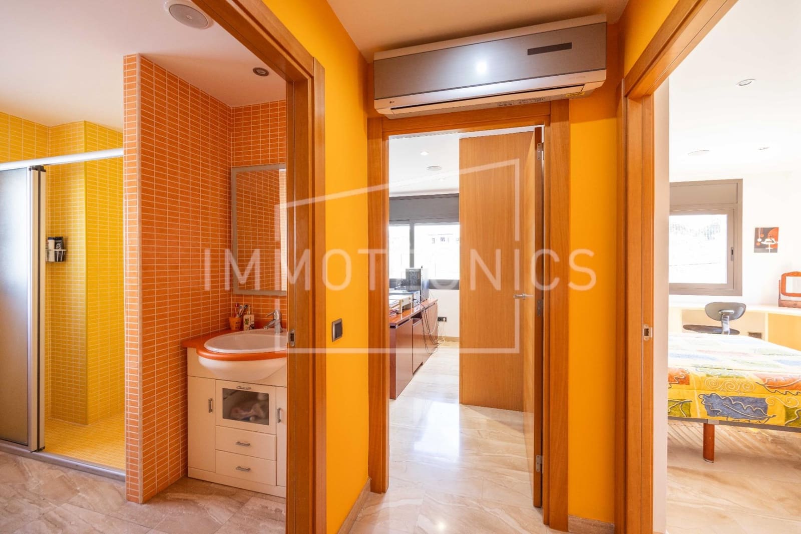 5 makuuhuone Huvila myytävänä paikassa Pineda de Mar mukana uima-altaan 
autotalli - 750 000 € (Ref: 9602752)