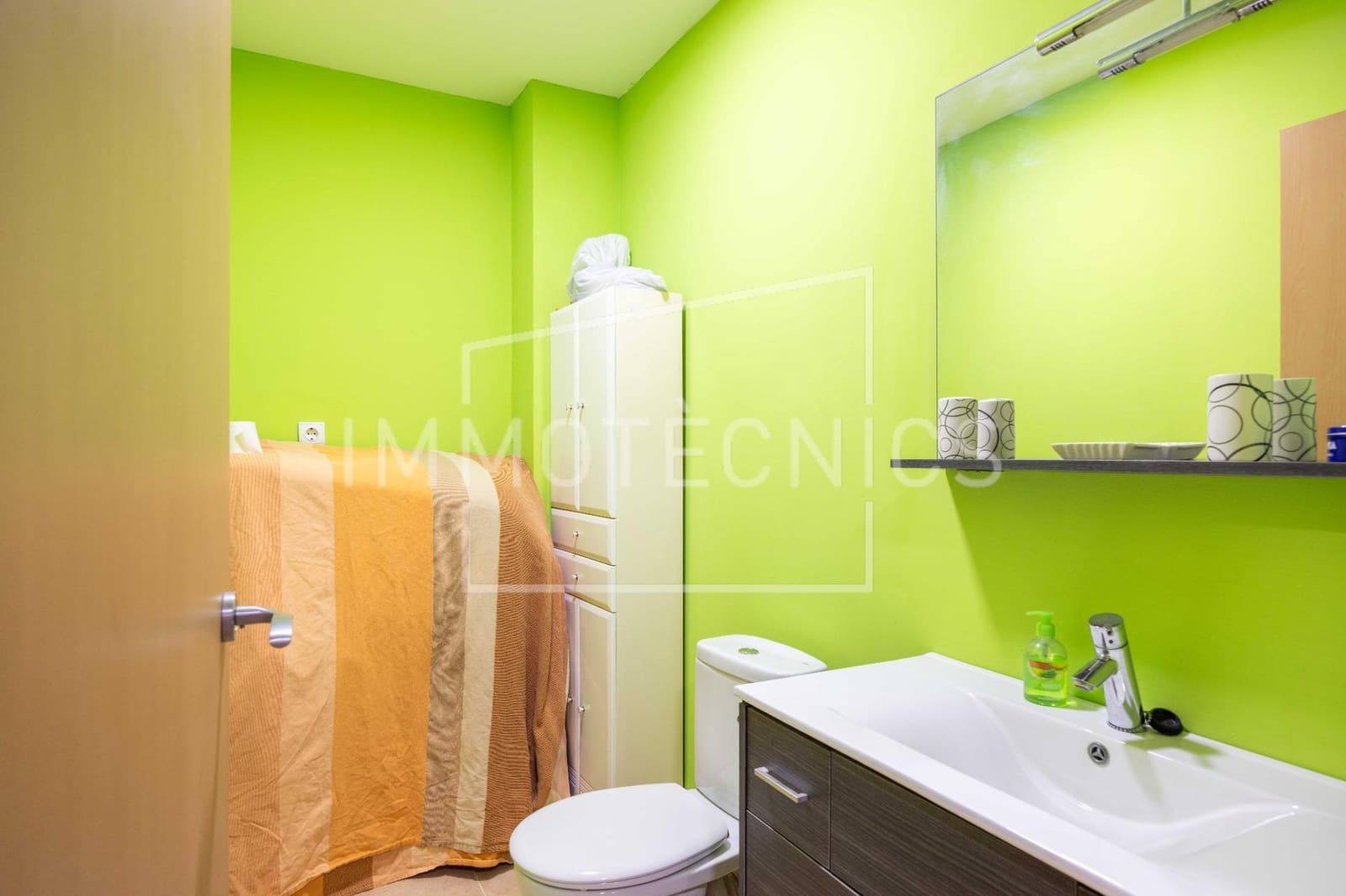 5 makuuhuone Huvila myytävänä paikassa Pineda de Mar mukana uima-altaan 
autotalli - 750 000 € (Ref: 9602752)