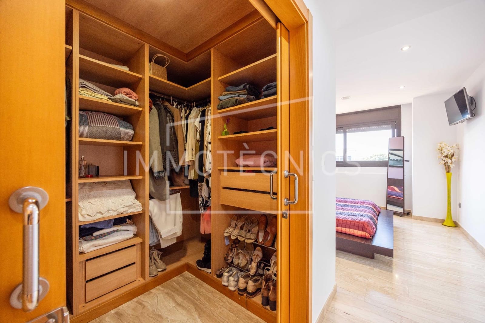 5 makuuhuone Huvila myytävänä paikassa Pineda de Mar mukana uima-altaan 
autotalli - 750 000 € (Ref: 9602752)