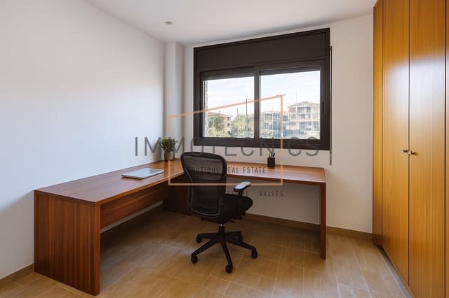 5 chambre Villa/Maison à vendre à Pineda de Mar avec piscine garage - 750 000 € (Ref: 9602752)