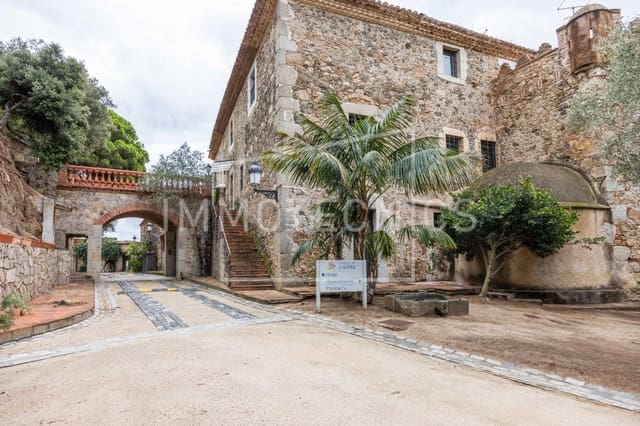11 Zimmer Hotel zu verkaufen in Sant Vicenç de Montalt - 8.500.000 € (Ref: 9602753)