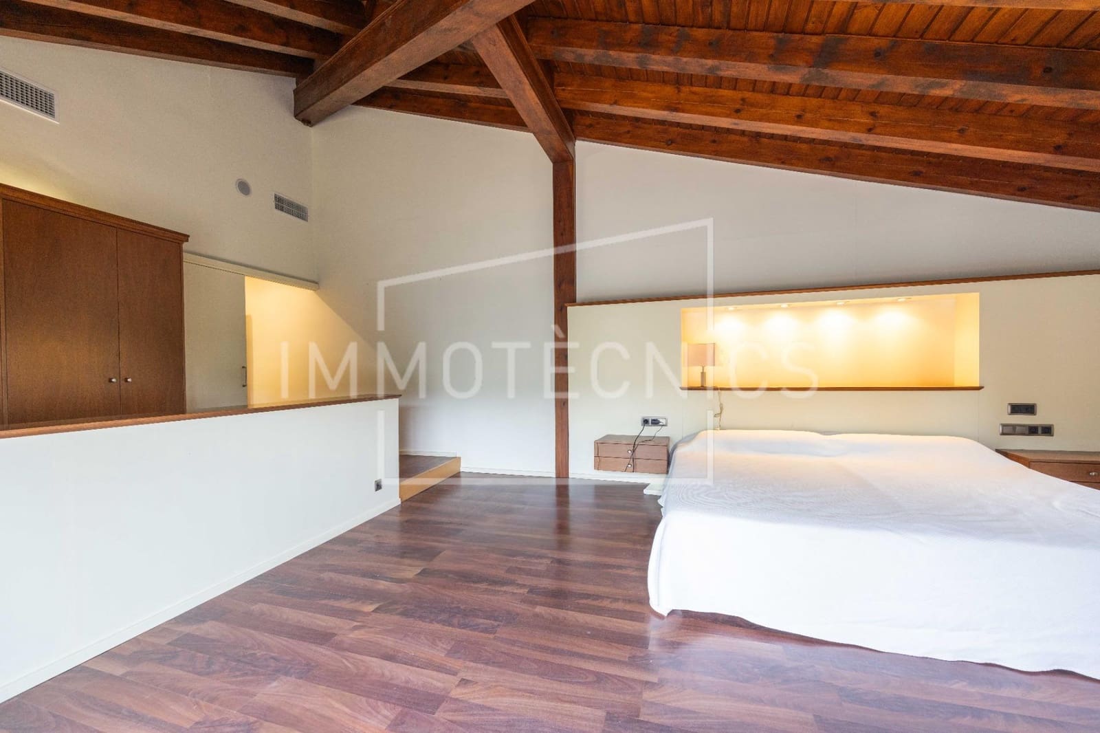 11 Zimmer Hotel zu verkaufen in Sant Vicenc de Montalt - 8.500.000 € (Ref: 9602753)