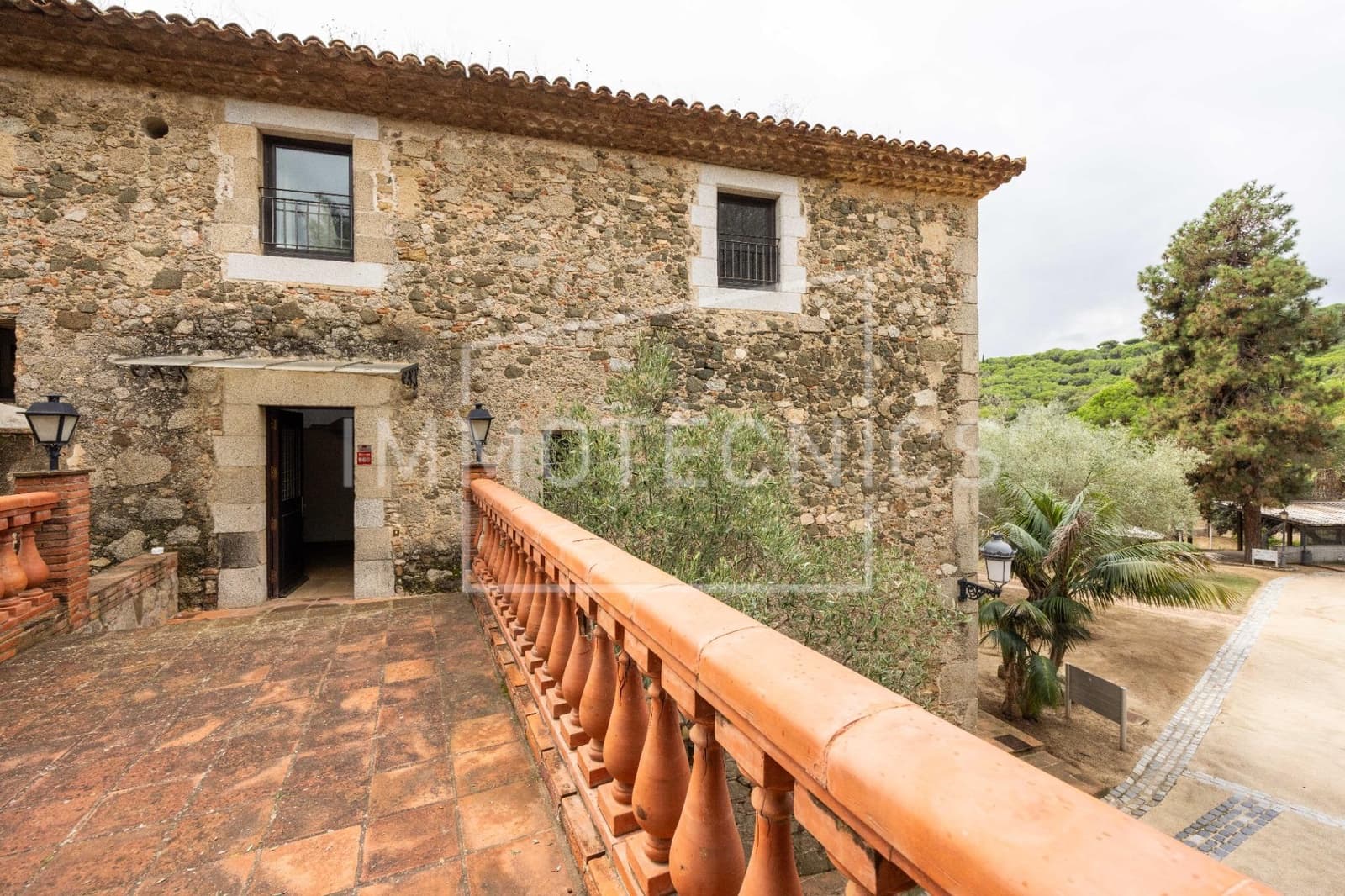 11 Zimmer Hotel zu verkaufen in Sant Vicenc de Montalt - 8.500.000 € (Ref: 9602753)