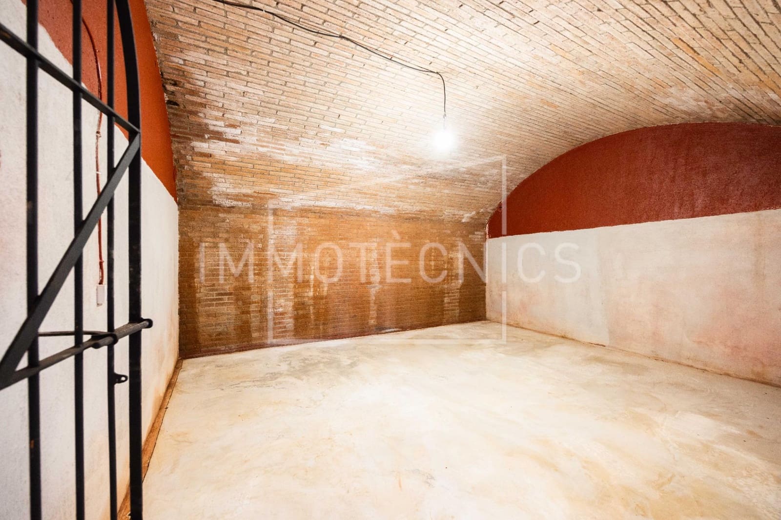 5 Zimmer Villa zu verkaufen in Bigues i Riells mit Garage - 370.000 € (Ref: 9602754)