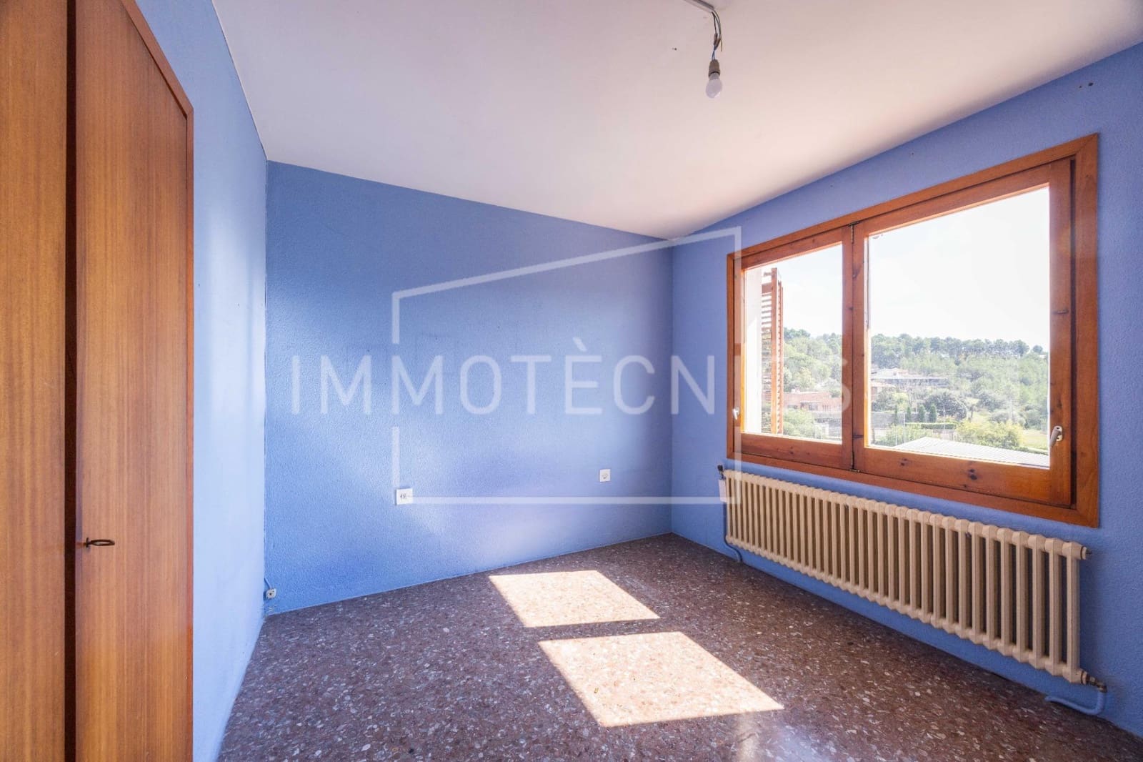 5 Zimmer Villa zu verkaufen in Bigues i Riells mit Garage - 370.000 € (Ref: 9602754)