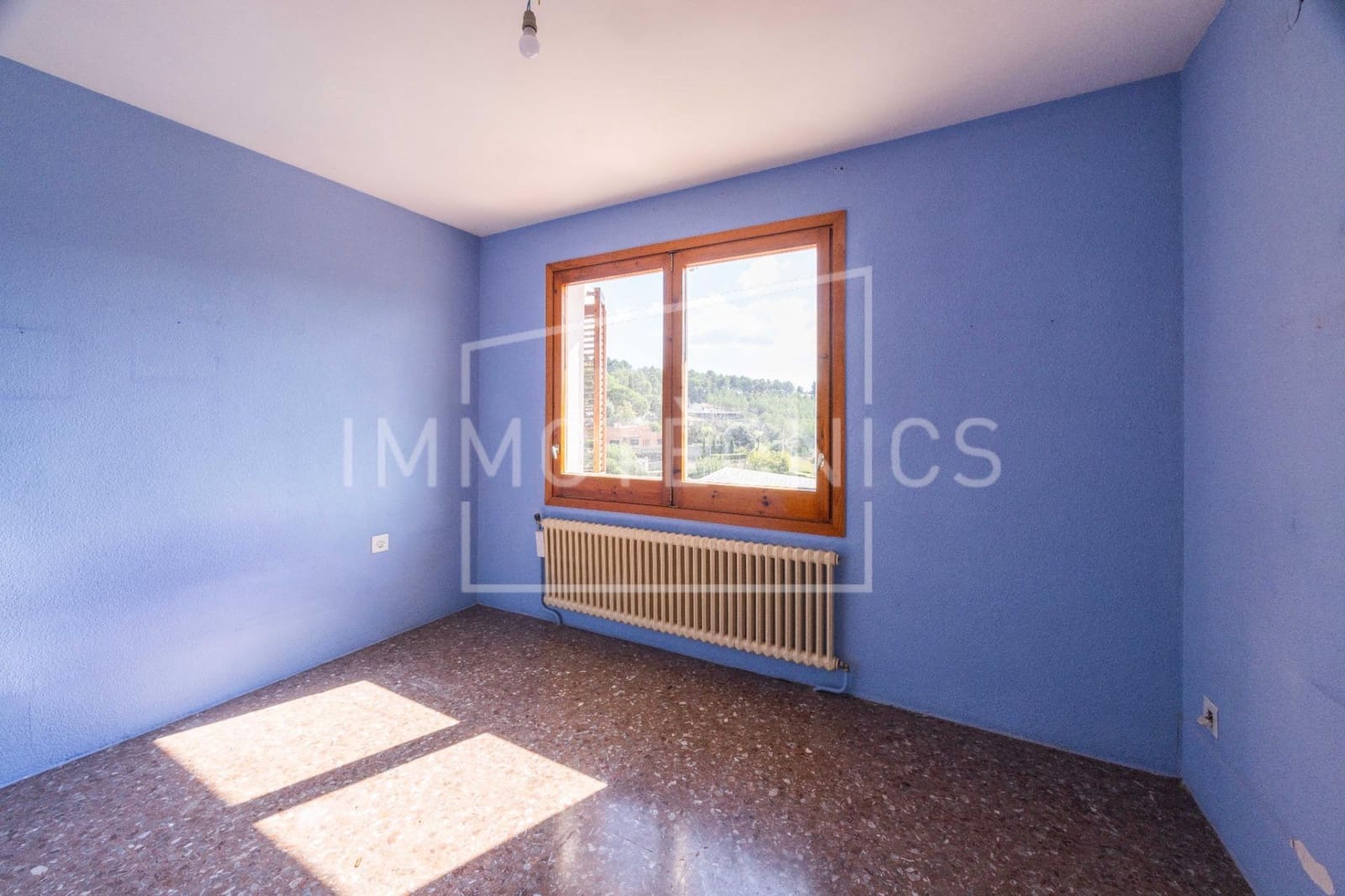 5 Zimmer Villa zu verkaufen in Bigues i Riells mit Garage - 370.000 € (Ref: 9602754)