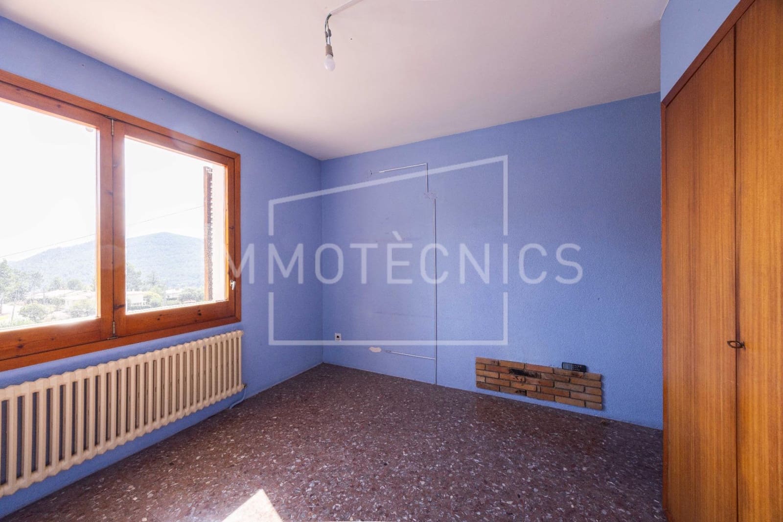 5 Zimmer Villa zu verkaufen in Bigues i Riells mit Garage - 370.000 € (Ref: 9602754)