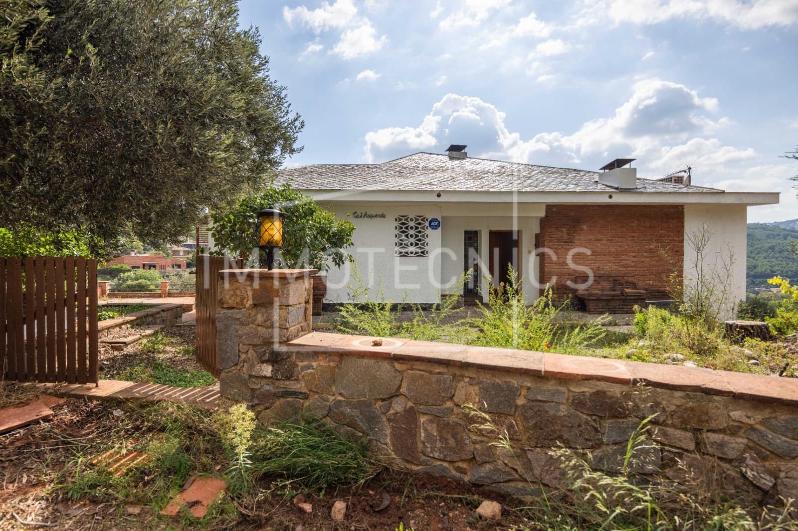 5 Zimmer Villa zu verkaufen in Bigues i Riells mit Garage - 370.000 € (Ref: 9602754)