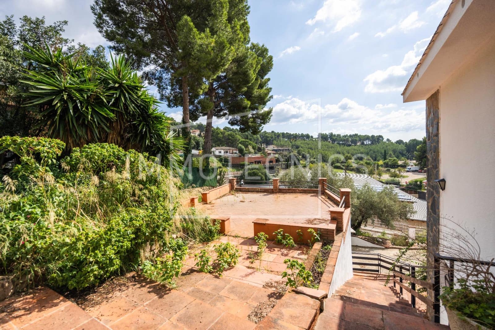 5 Zimmer Villa zu verkaufen in Bigues i Riells mit Garage - 370.000 € (Ref: 9602754)