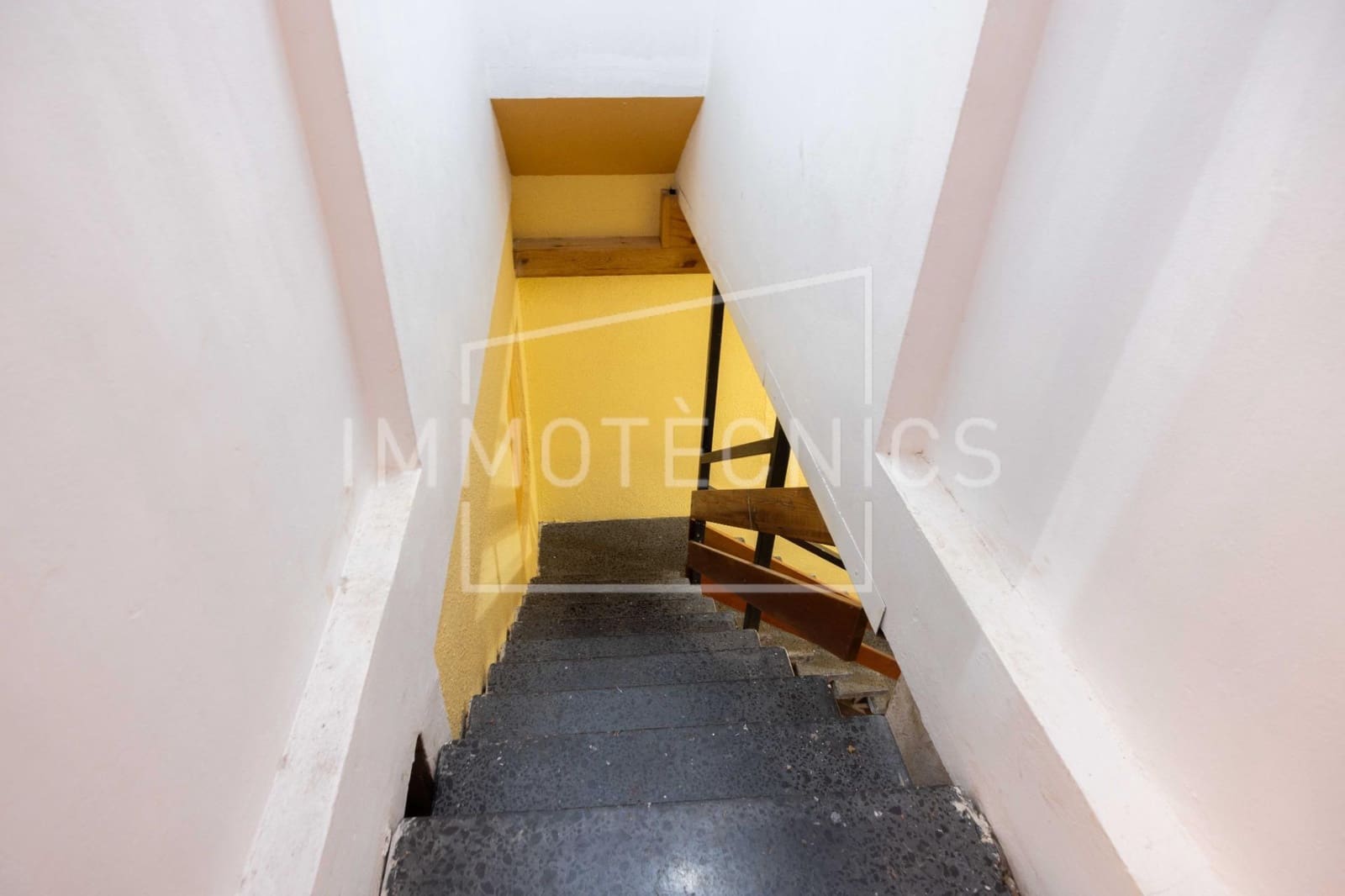 5 Zimmer Villa zu verkaufen in Bigues i Riells mit Garage - 370.000 € (Ref: 9602754)