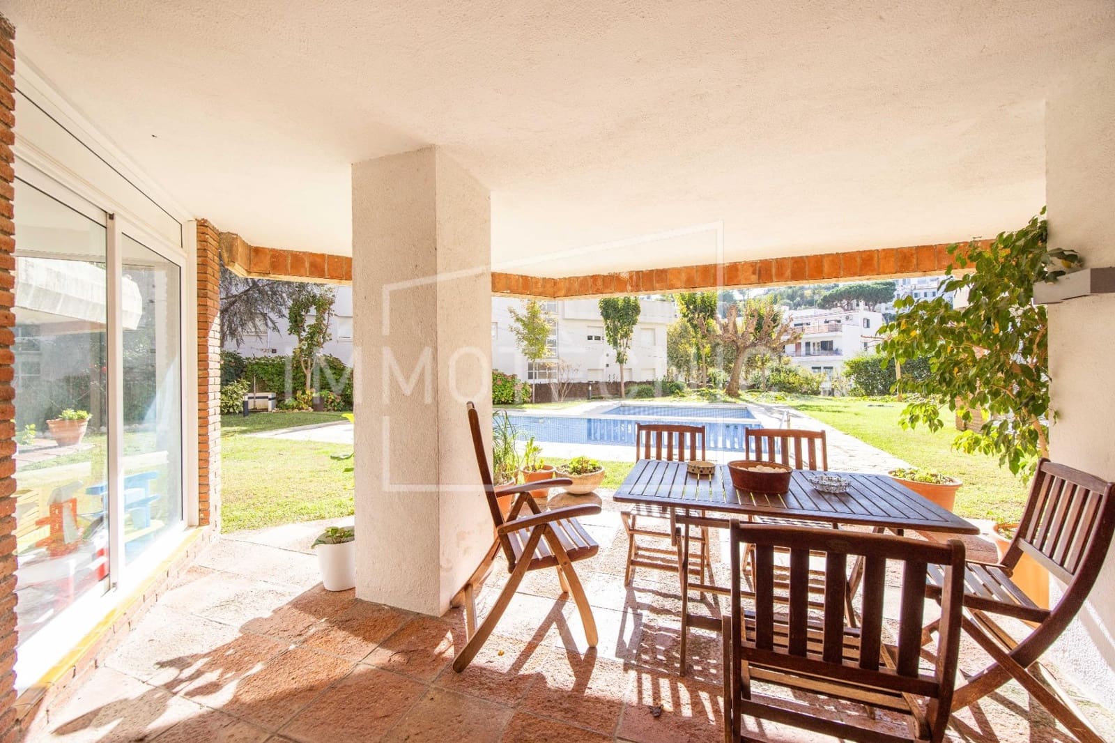 3 makuuhuone Asunto myytävänä paikassa Caldes d'Estrac mukana uima-altaan 
autotalli - 390 000 € (Ref: 9602755)