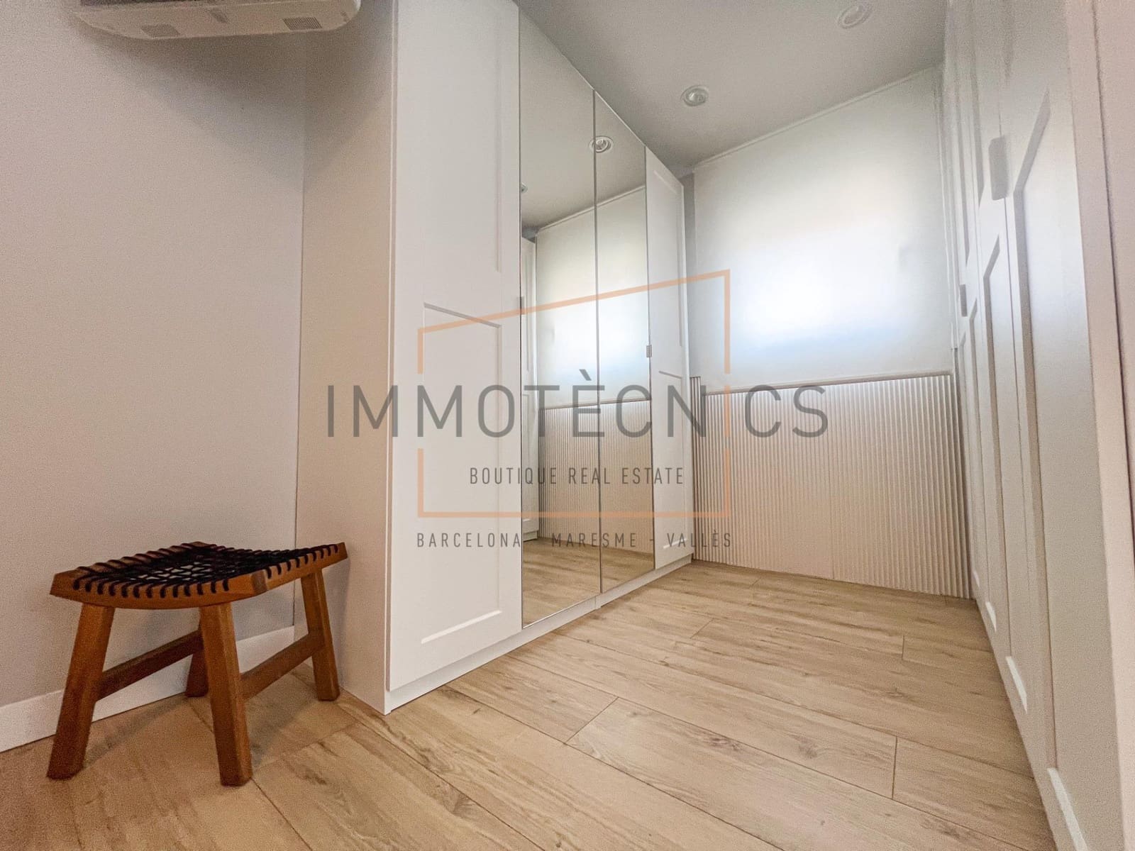 5 soveværelse Villa til salg i Llica d'Amunt med garage - € 489.000 (Ref: 9602756)