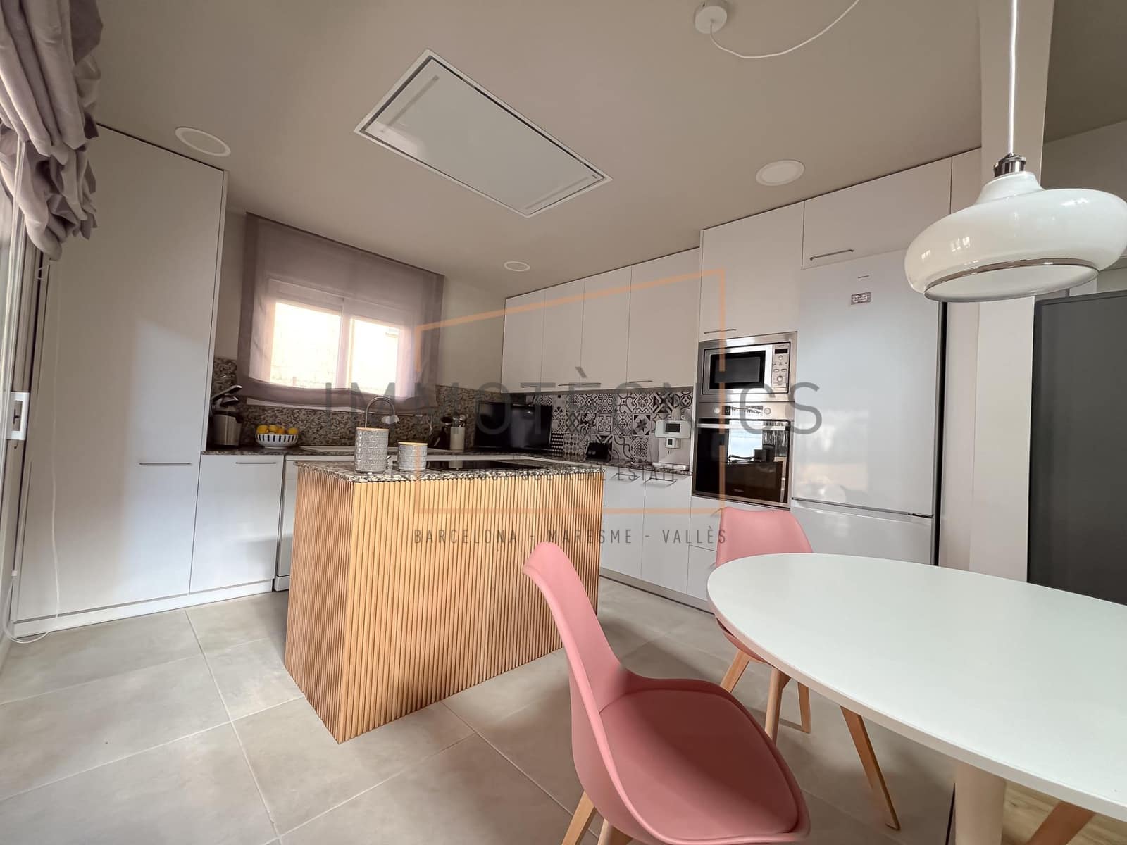 5 soveværelse Villa til salg i Llica d'Amunt med garage - € 489.000 (Ref: 9602756)