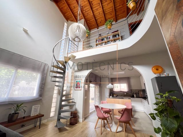 Chalet de 5 habitaciones en Lliçà d'Amunt en venta con garaje - 489.000 € (Ref: 9602756)