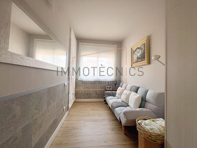 Chalet de 5 habitaciones en Lliçà d'Amunt en venta con garaje - 489.000 € (Ref: 9602756)