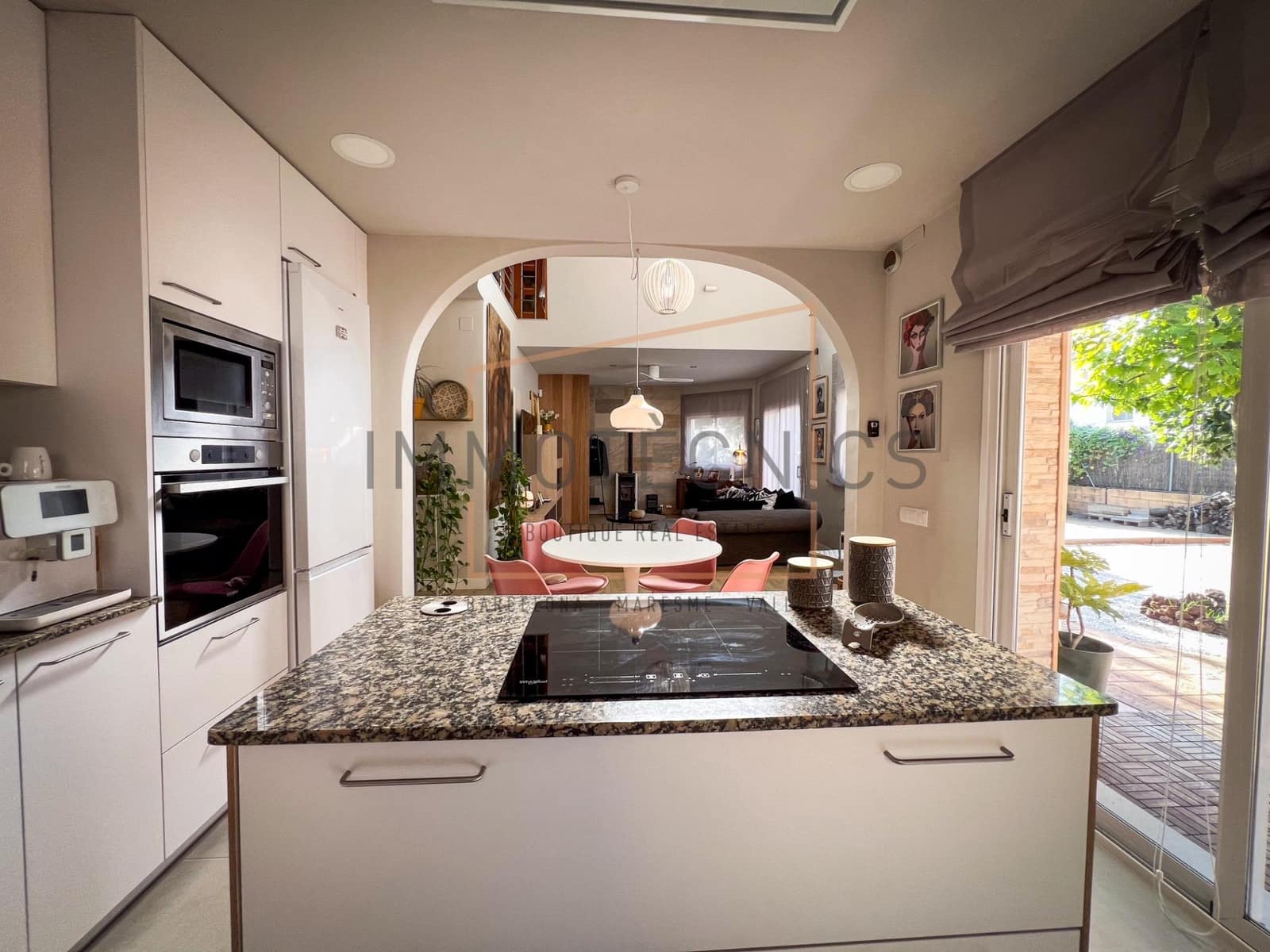 5 soveværelse Villa til salg i Llica d'Amunt med garage - € 489.000 (Ref: 9602756)