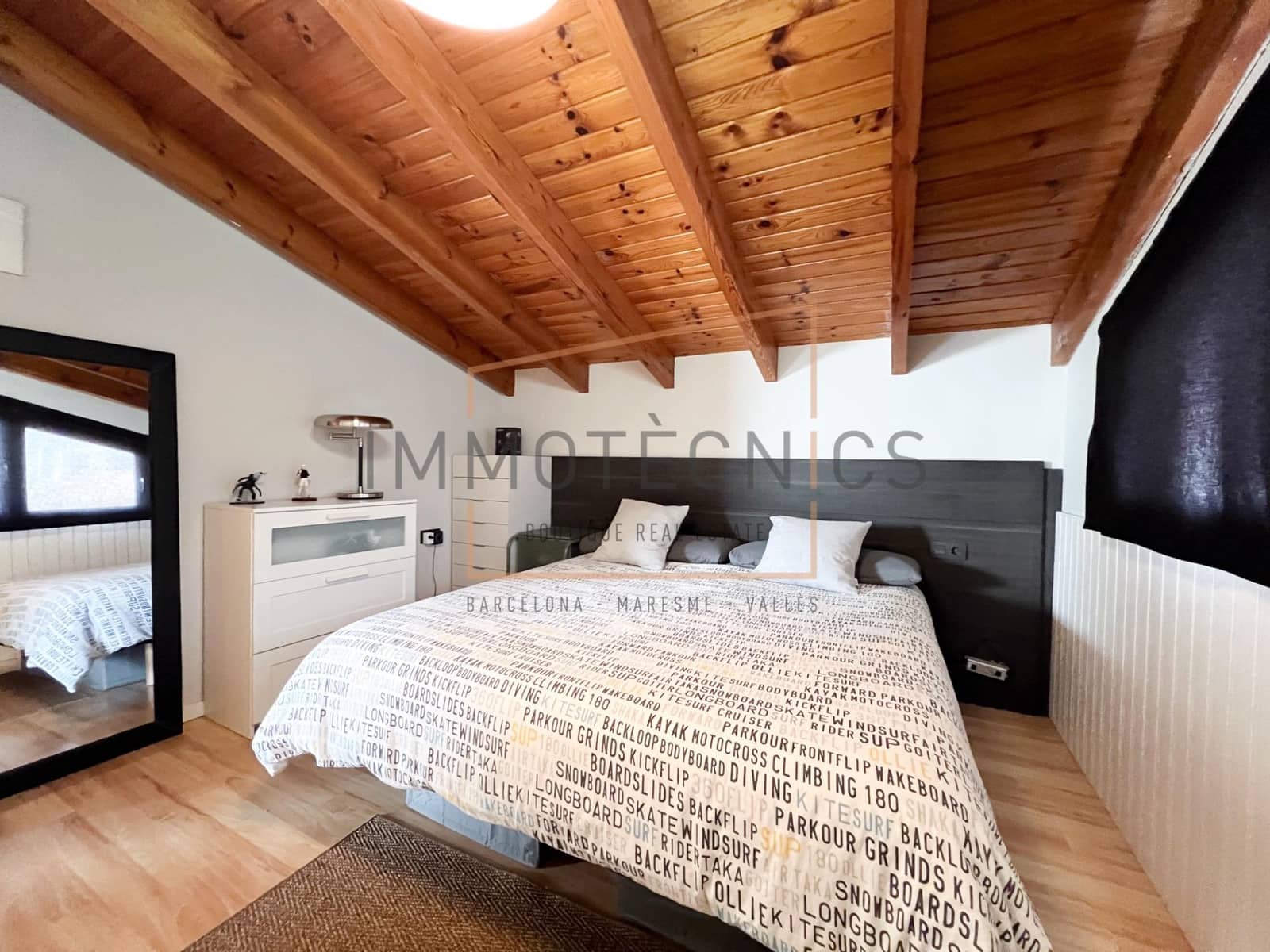 5 soveværelse Villa til salg i Llica d'Amunt med garage - € 489.000 (Ref: 9602756)