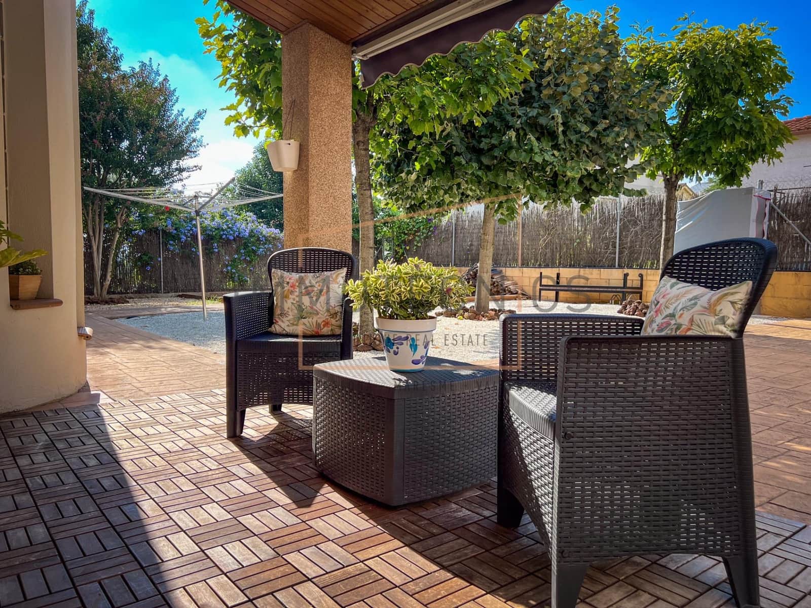 5 soveværelse Villa til salg i Llica d'Amunt med garage - € 489.000 (Ref: 9602756)