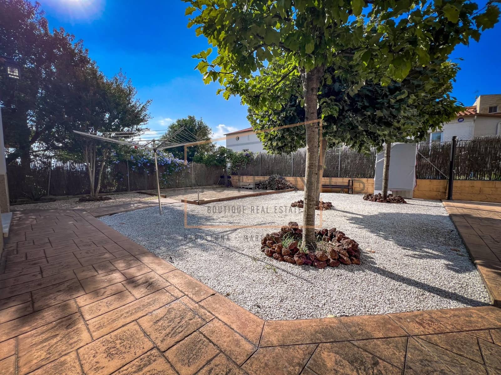 5 soveværelse Villa til salg i Llica d'Amunt med garage - € 489.000 (Ref: 9602756)