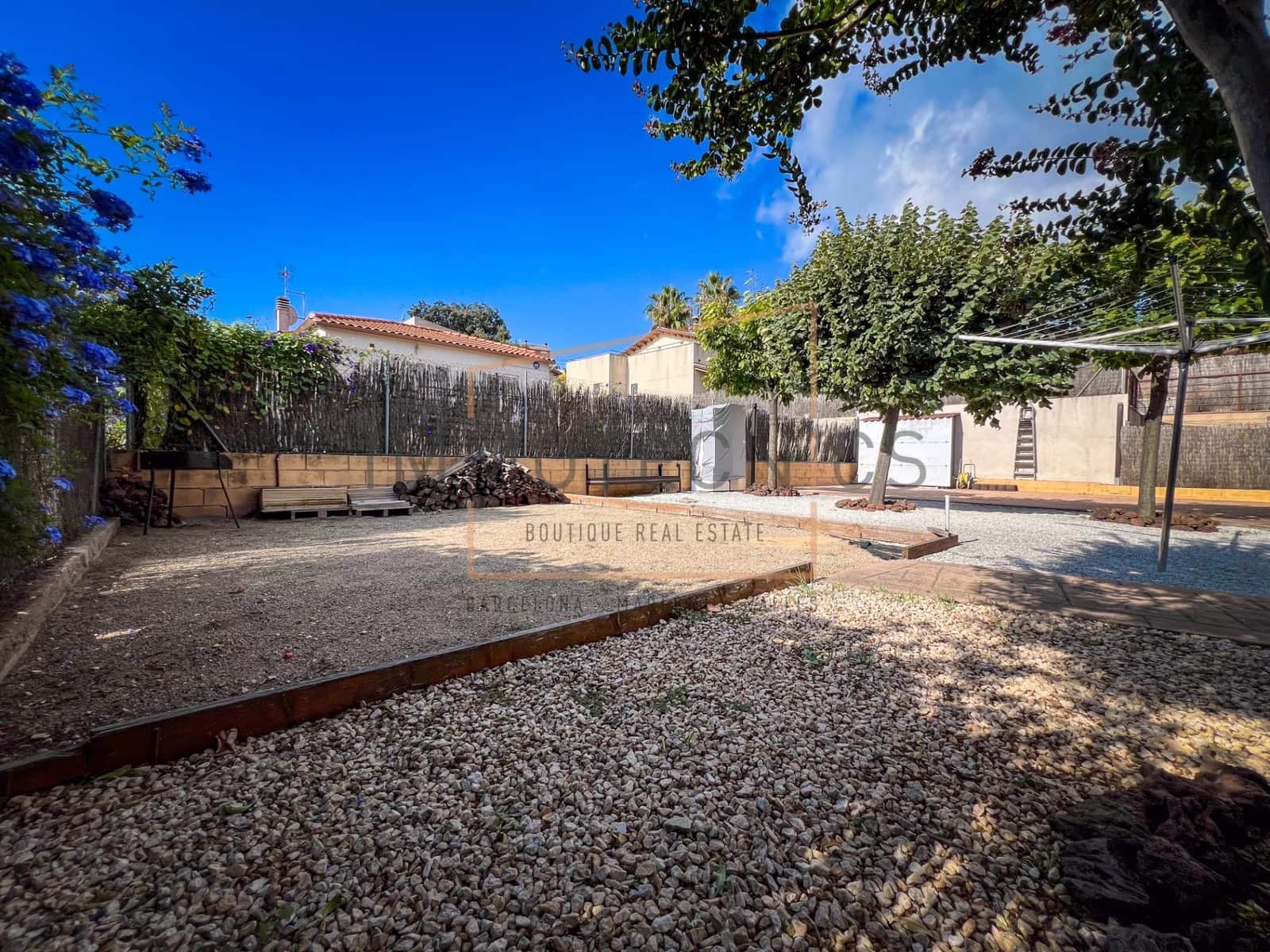 5 soveværelse Villa til salg i Llica d'Amunt med garage - € 489.000 (Ref: 9602756)