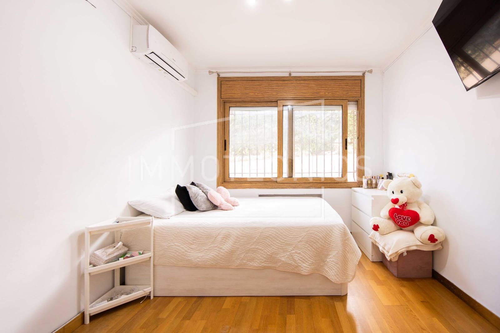 18 soveværelse Finca/Landehus til salg i Llica de Vall med swimmingpool garage - € 1.700.000 (Ref: 9602758)