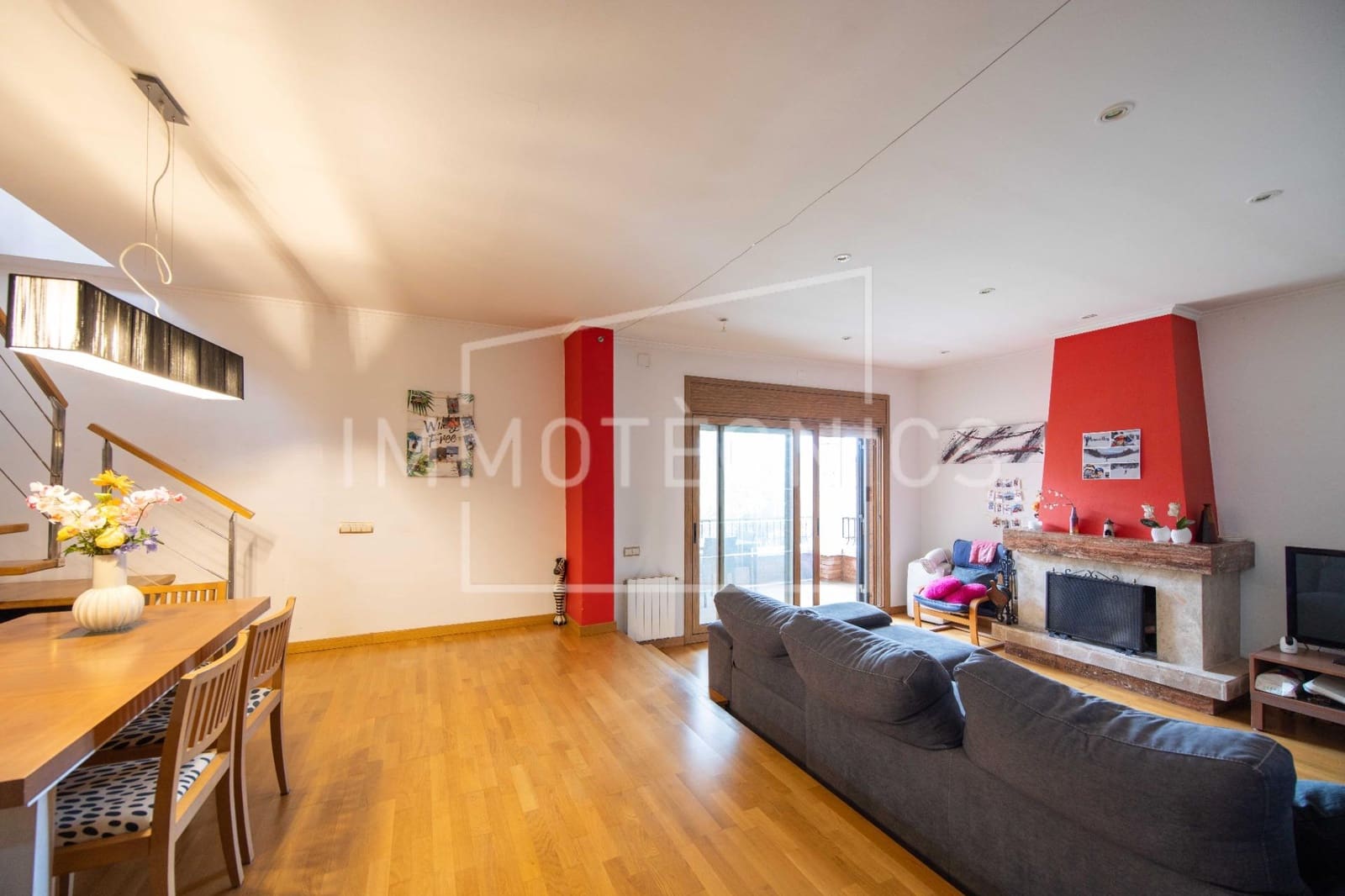 18 soveværelse Finca/Landehus til salg i Llica de Vall med swimmingpool garage - € 1.700.000 (Ref: 9602758)