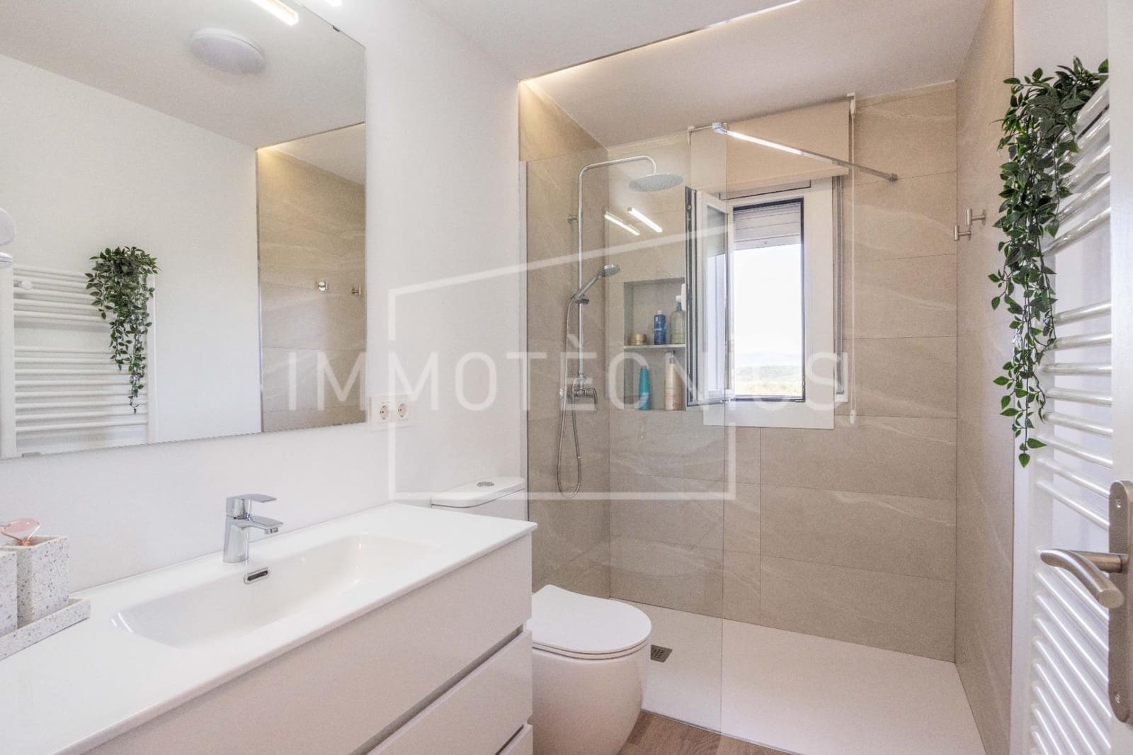 3 soverom Villa til salgs i Tordera med garasje - € 299 000 (Ref: 9602760)