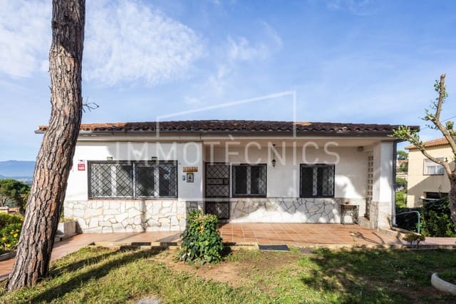 3 soverom Villa til salgs i Tordera med garasje - € 299 000 (Ref: 9602760)