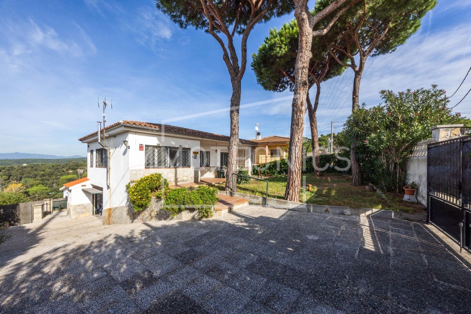 3 soverom Villa til salgs i Tordera med garasje - € 299 000 (Ref: 9602760)