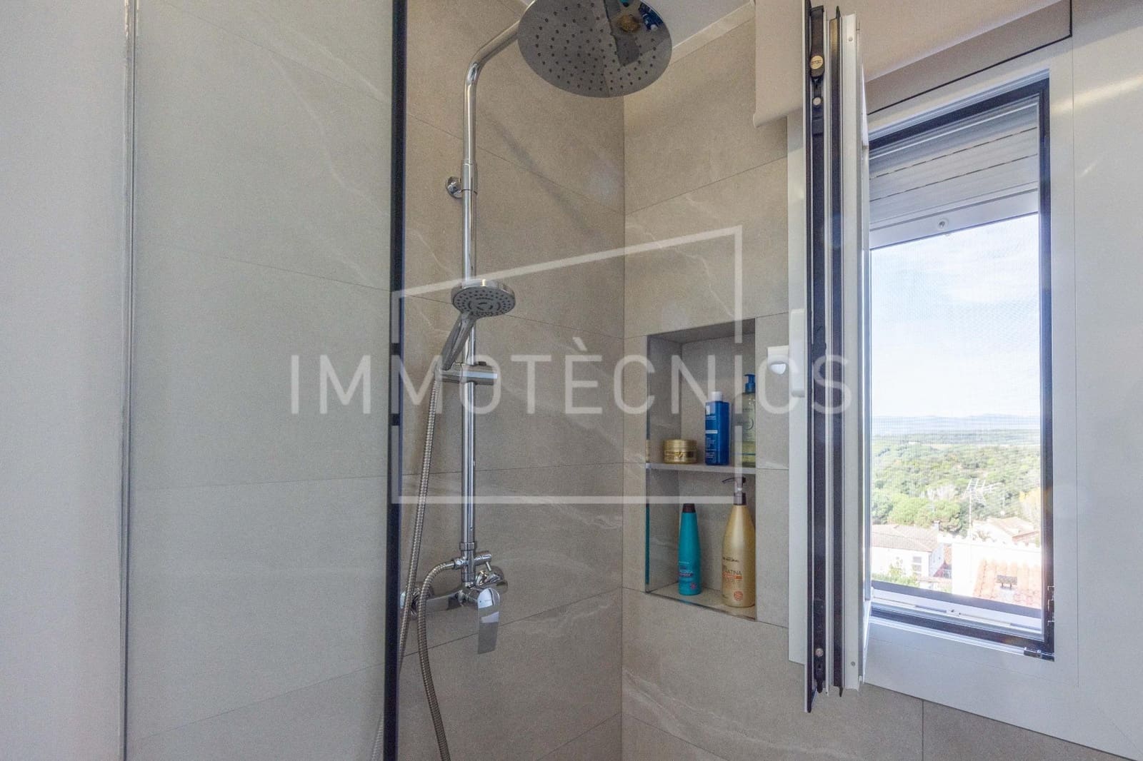 3 soverom Villa til salgs i Tordera med garasje - € 299 000 (Ref: 9602760)