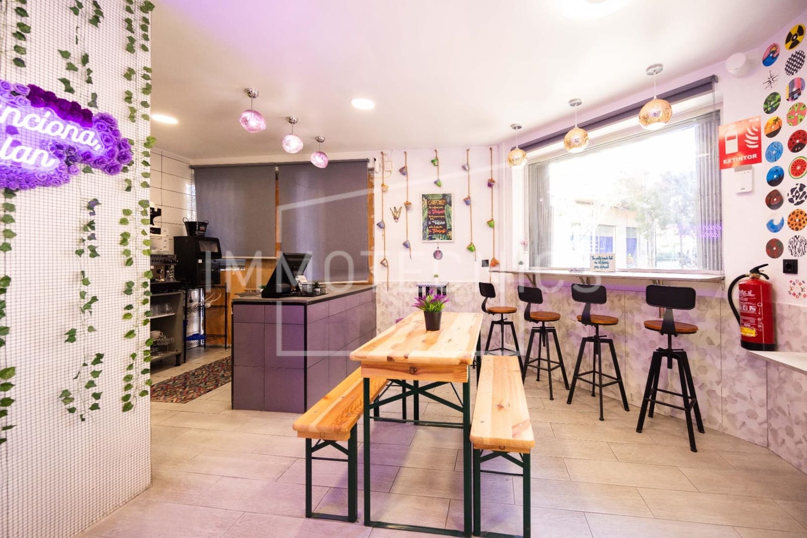 Erhverv til salg i Malgrat de Mar - € 145.000 (Ref: 9602765)