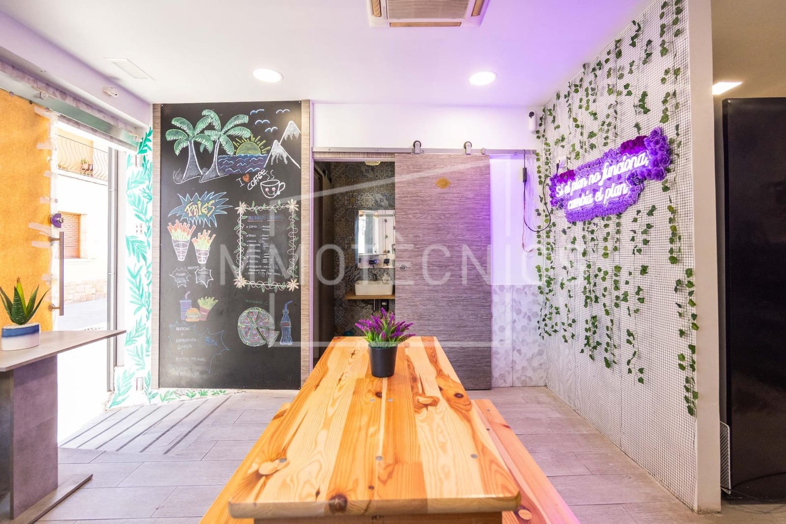 Erhverv til salg i Malgrat de Mar - € 145.000 (Ref: 9602765)